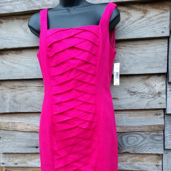 NWT🆕 New Directions Dress Sleeveless Pleated Criss Cross Front Pink Size 8 NWT - Picture 3 of 12
